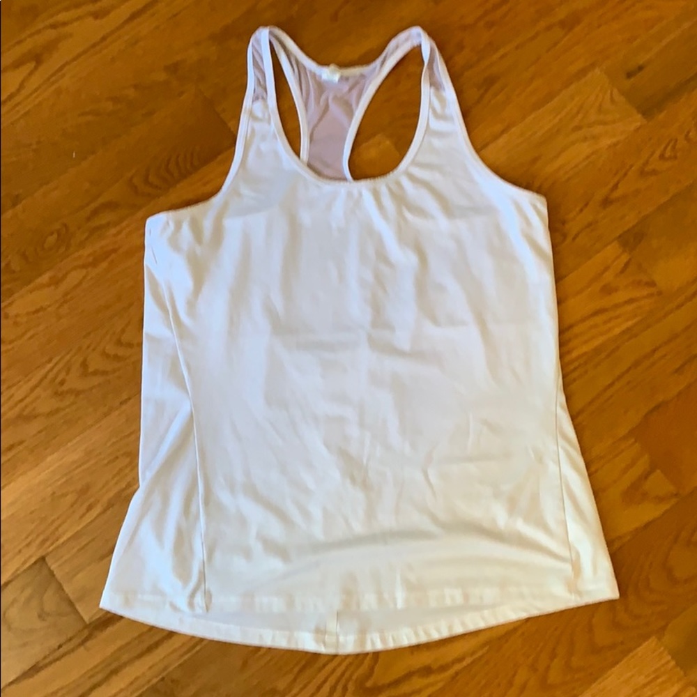 Altheta tank M white euc